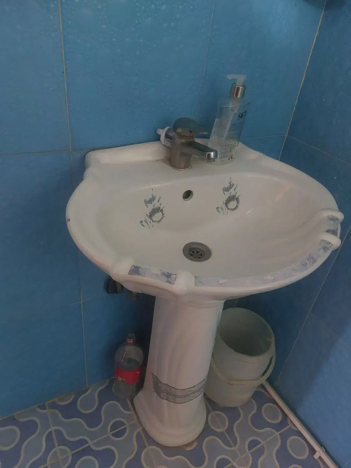 روشویی کامل|لوازم سرویس بهداشتی|کرمان, |دیوار