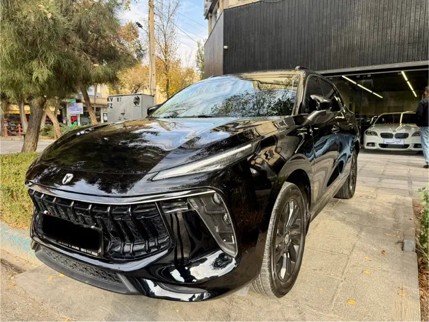 لاماری 1402 کیلومتر واقعی|خودرو سواری و وانت|اصفهان, سعادت‌آباد|دیوار