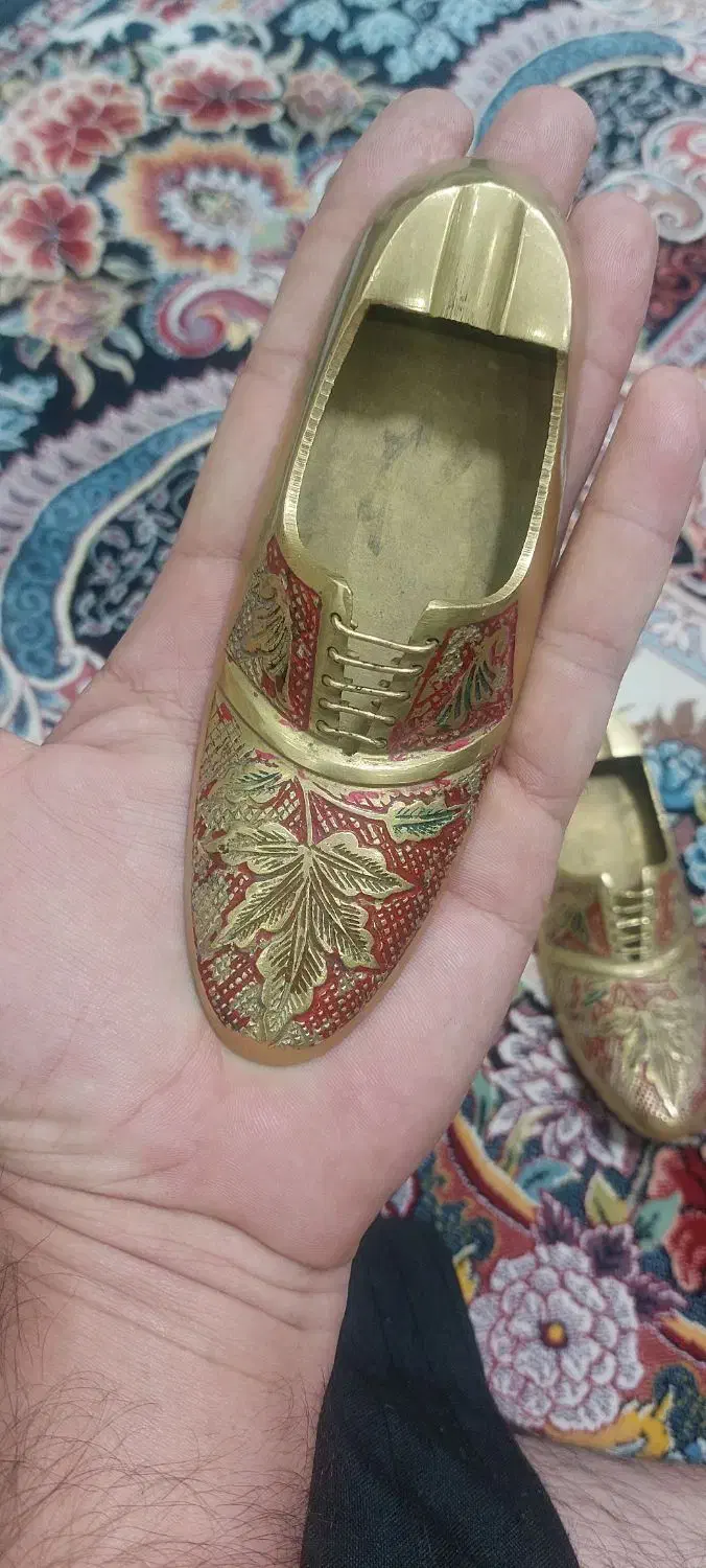 آنتیک کفش برنجی|کلکسیون اشیاء عتیقه|گلستان (تهران), |دیوار