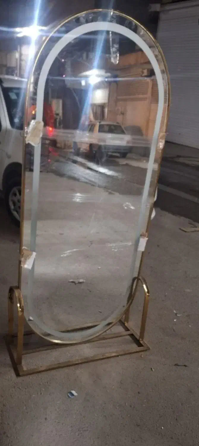 اینه قدی پایه عصایی پایه دار دیواری|آینه|تهران, نعمت‌آباد|دیوار