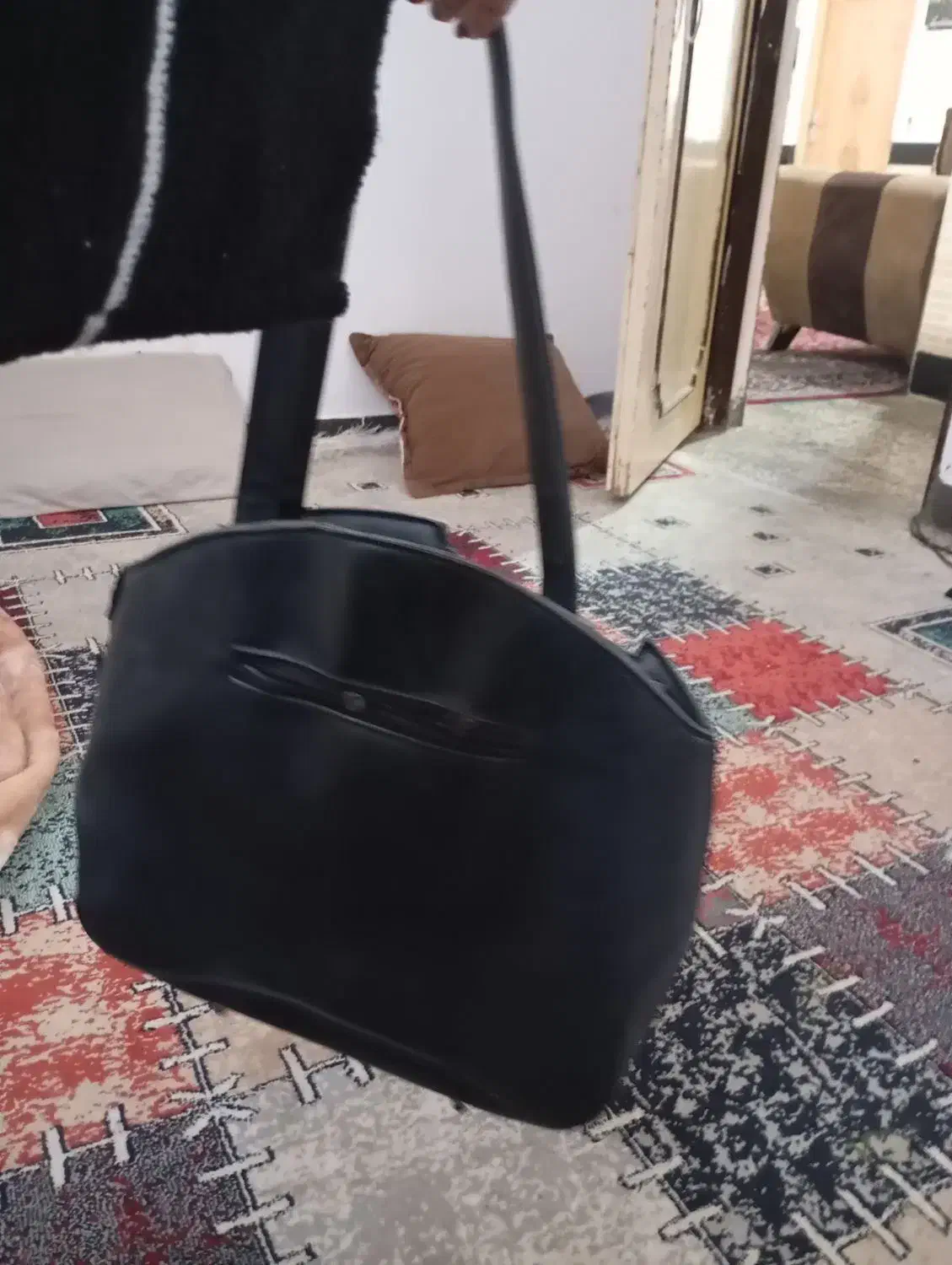 تعدادی کیف در حد نوع|کیف، کفش، کمربند|دهدشت, |دیوار