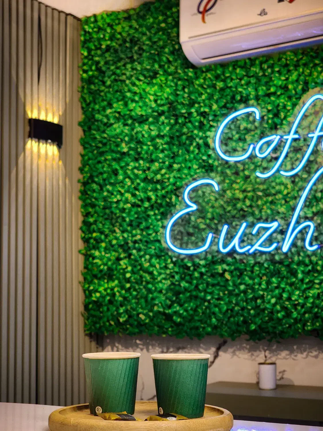 واگزاری کافه با همه وسایل و سرقفلی|فروش مغازه و غرفه|دورود, |دیوار