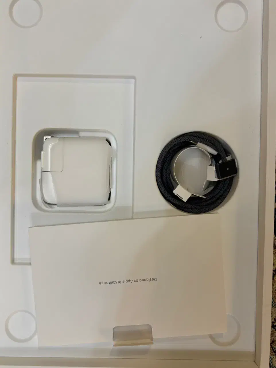 Mac air m3 / 256g /ram8|رایانه همراه|تهران, زعفرانیه|دیوار