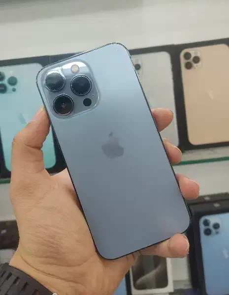 13pro|موبایل|شیراز, زند|دیوار