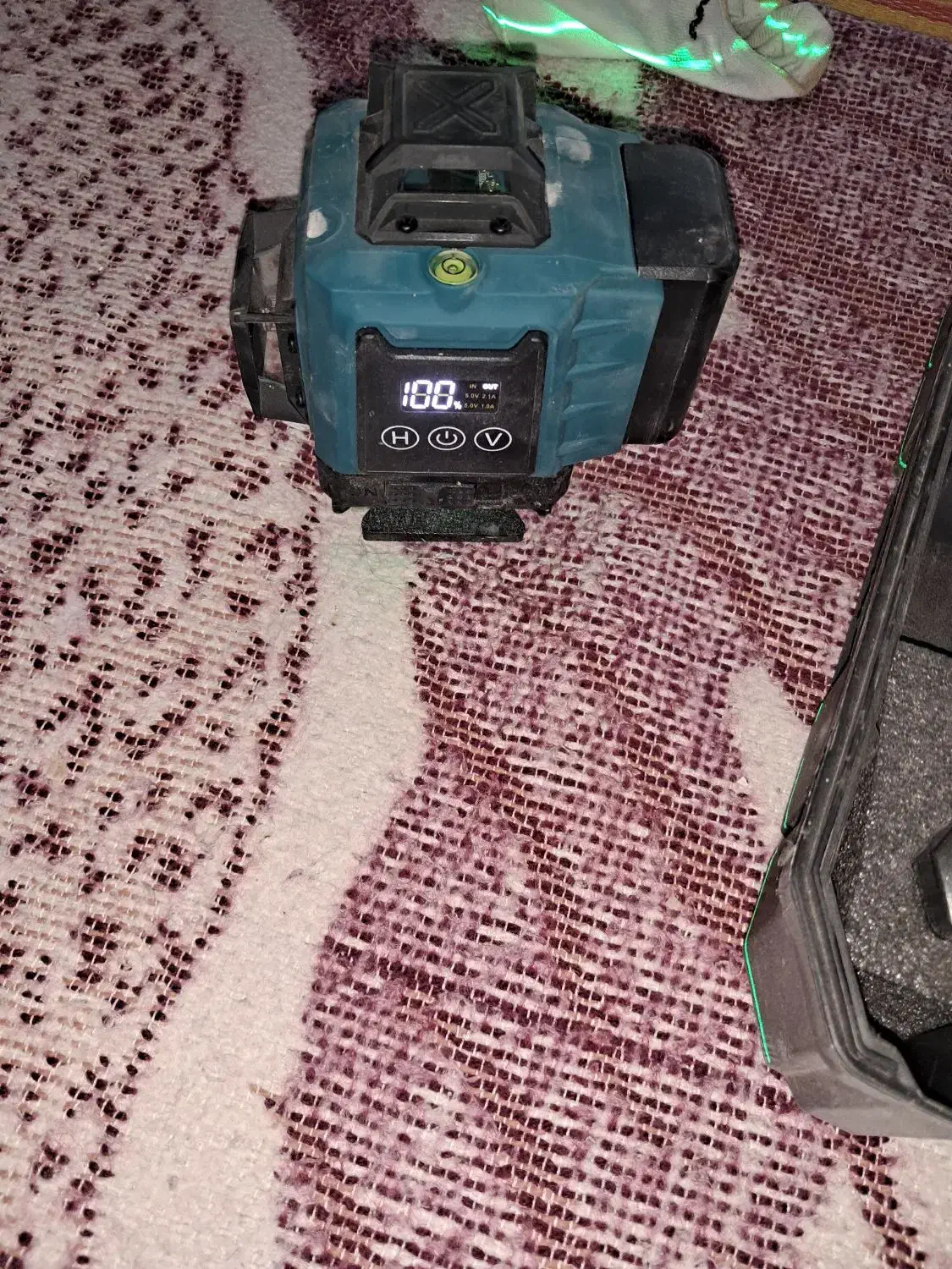 تراز الیزی|ابزارآلات|مهربان, |دیوار