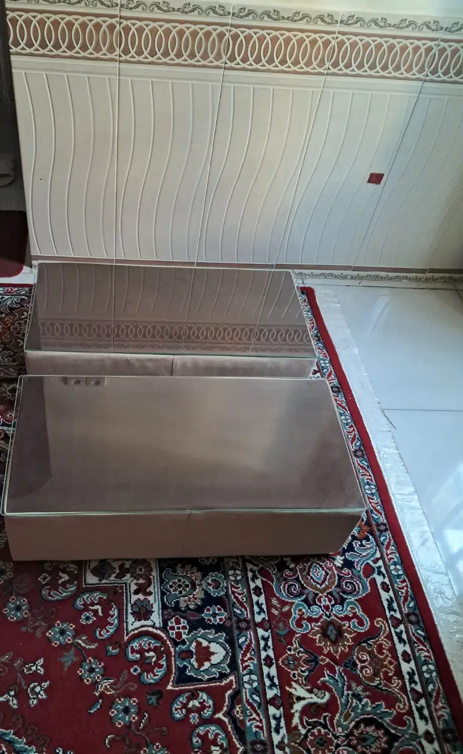گل میز کاملا نو|مبلمان خانگی و میز عسلی|شیراز, شهرک کوشکک|دیوار