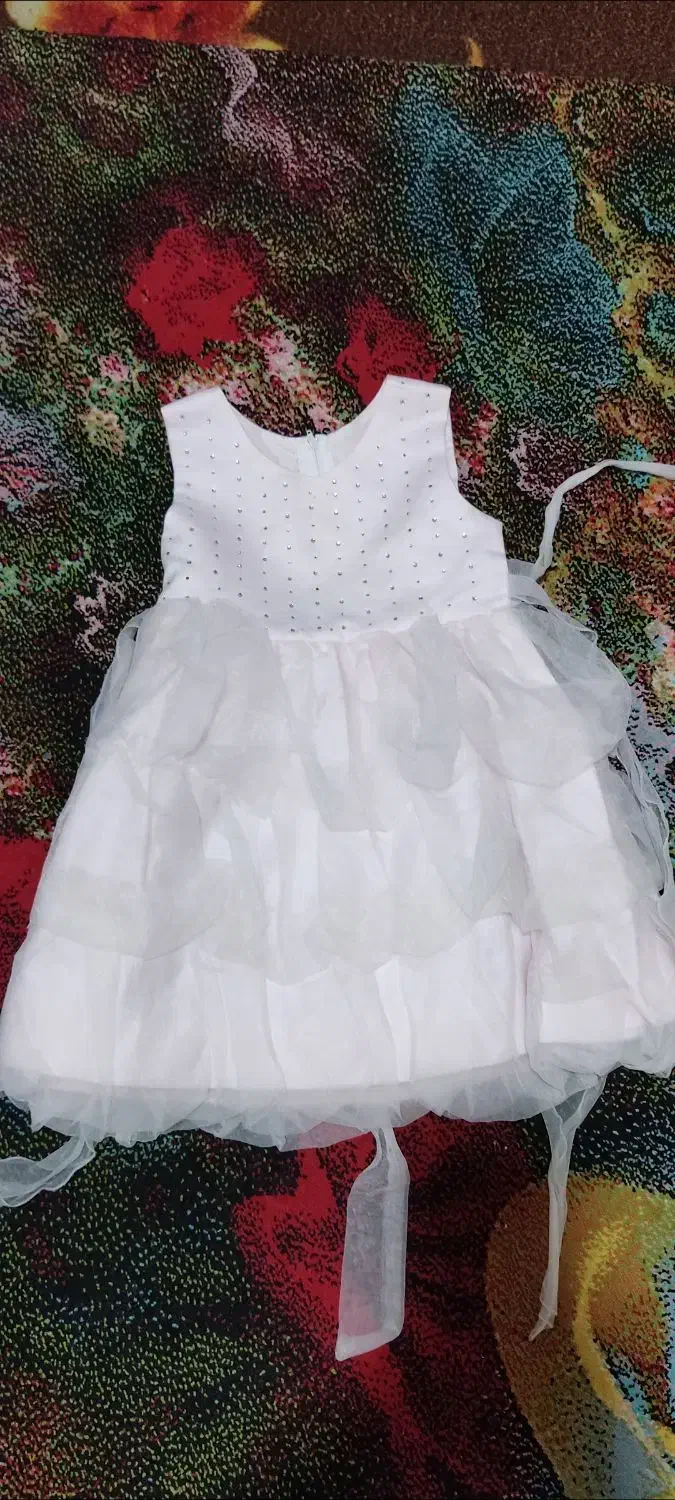 لباس بچگانه|کفش و لباس بچه|دورود, |دیوار