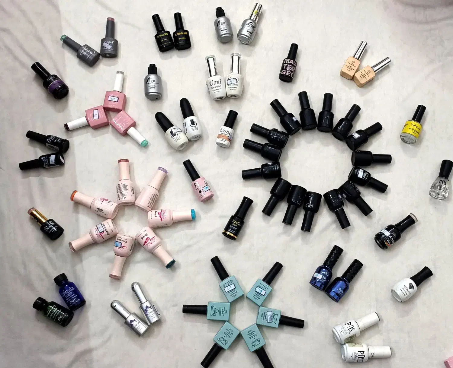 ست وسایل کاشت ناخن کامل|آرایشگاه و سالنهای زیبایی|نجفآباد, قلعه سفید|دیوار