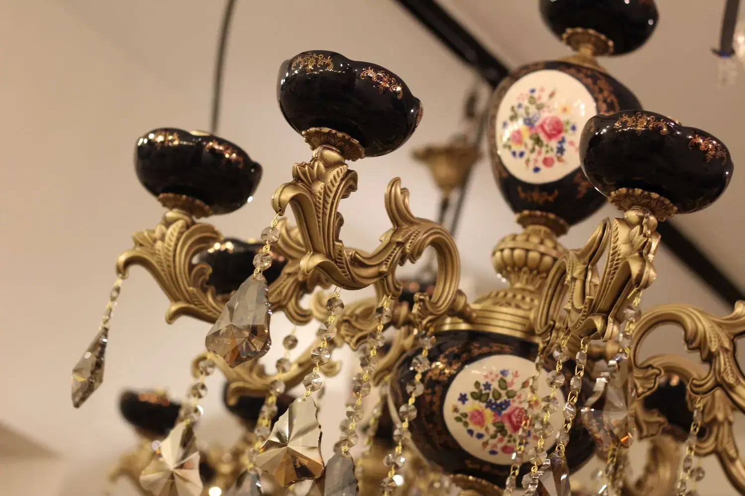 لوستر آرامیس تمام برنز|لوستر و چراغ آویز|تهران, قنات‌کوثر|دیوار