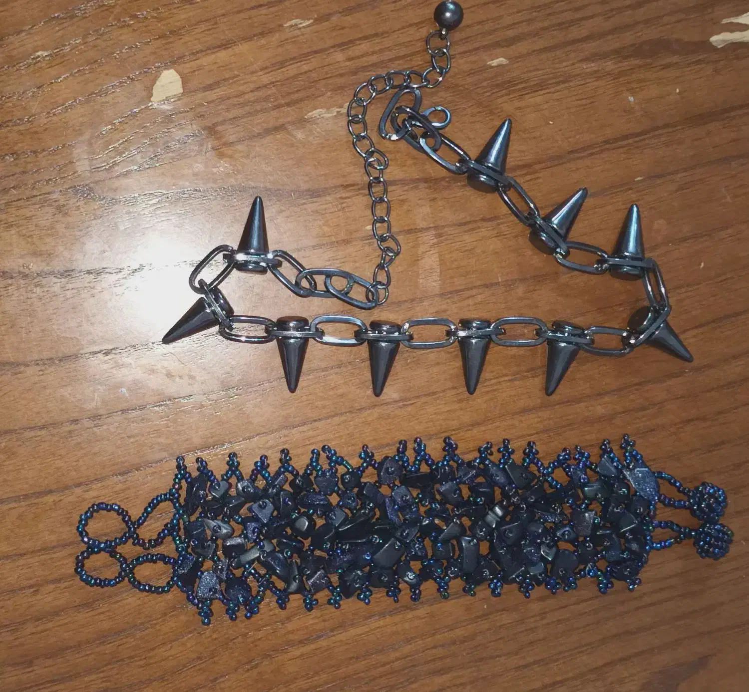 گردنبند و دستبند|بدلیجات|خرمآباد, |دیوار