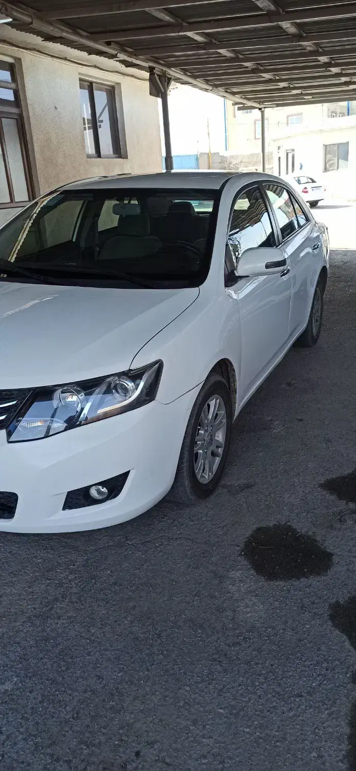 آریو 97 دنده ای|خودرو سواری و وانت|پرند, فاز ۱|دیوار