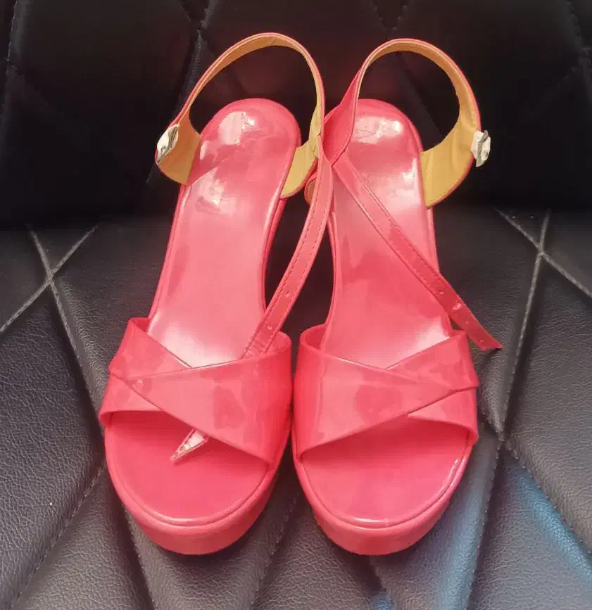 صندل مجلسی|کیف، کفش، کمربند|قزوین, |دیوار