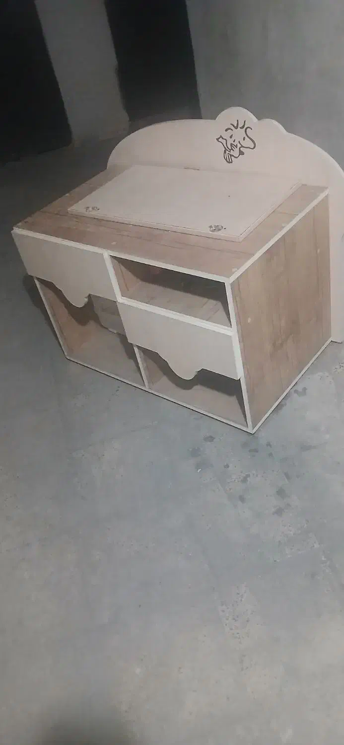 میزکامپیوتر وکمدبچه|اسباب و اثاث بچه|محمدیه-قزوین, |دیوار