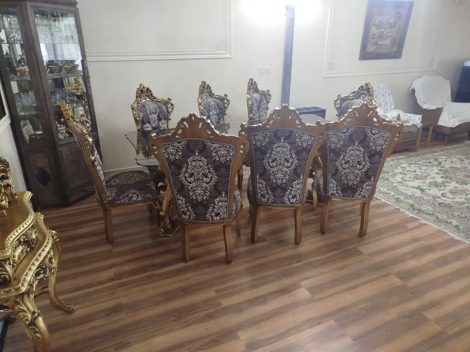 مبلمان نهار خوری( میز ناهار خوری) ۸ نفره چوب منبت|میز و صندلی غذاخوری|تهران, شهران جنوبی|دیوار