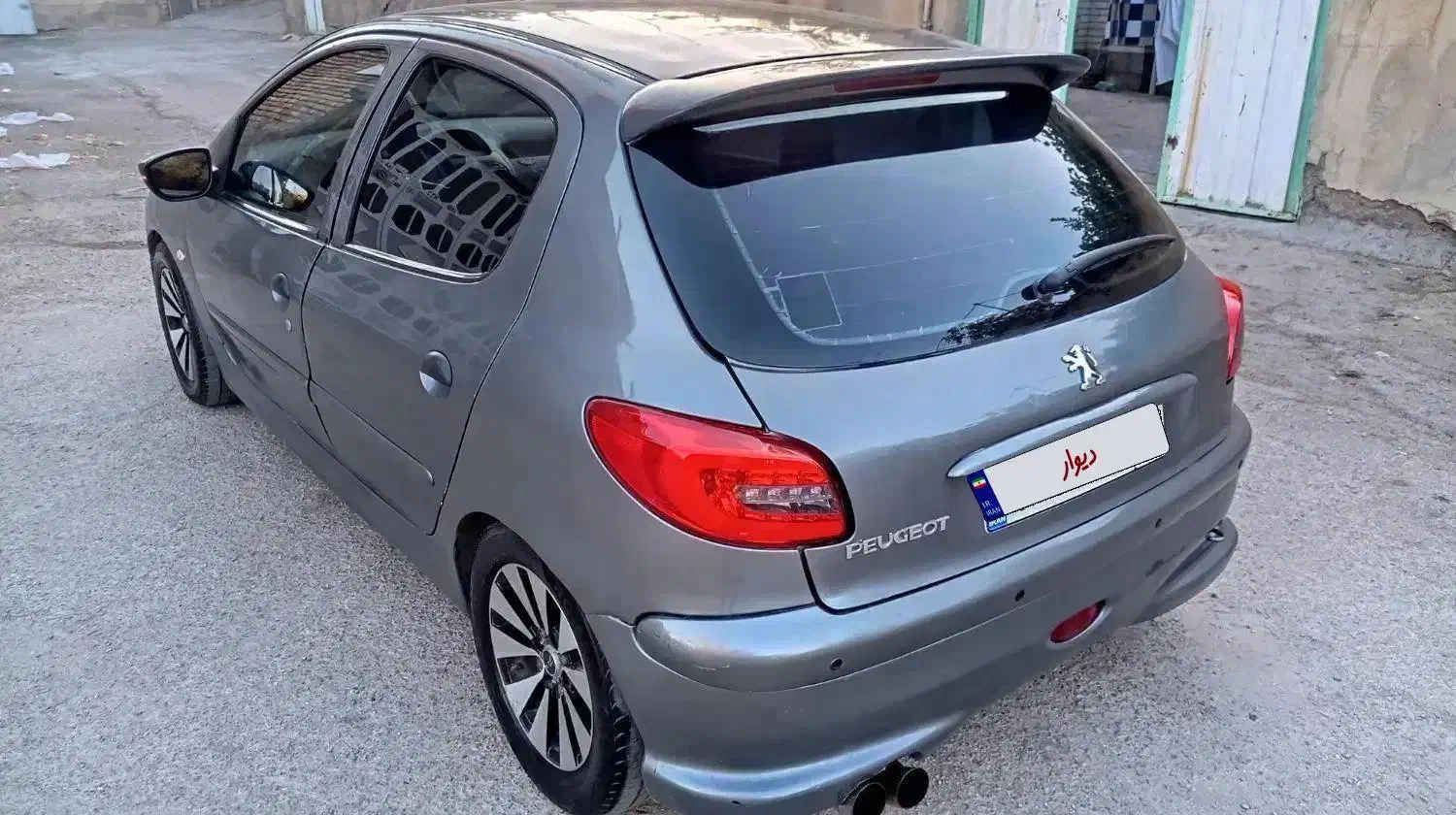 پژو 206 عروسک ۳۰ تا کار|خودرو سواری و وانت|همدان, |دیوار