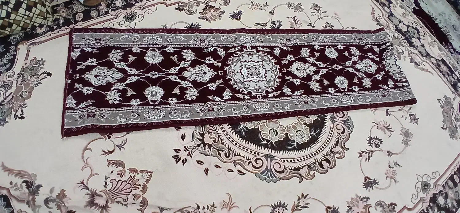 قالی پله|فرش|گلبهار, شهر جدید گلبهار|دیوار