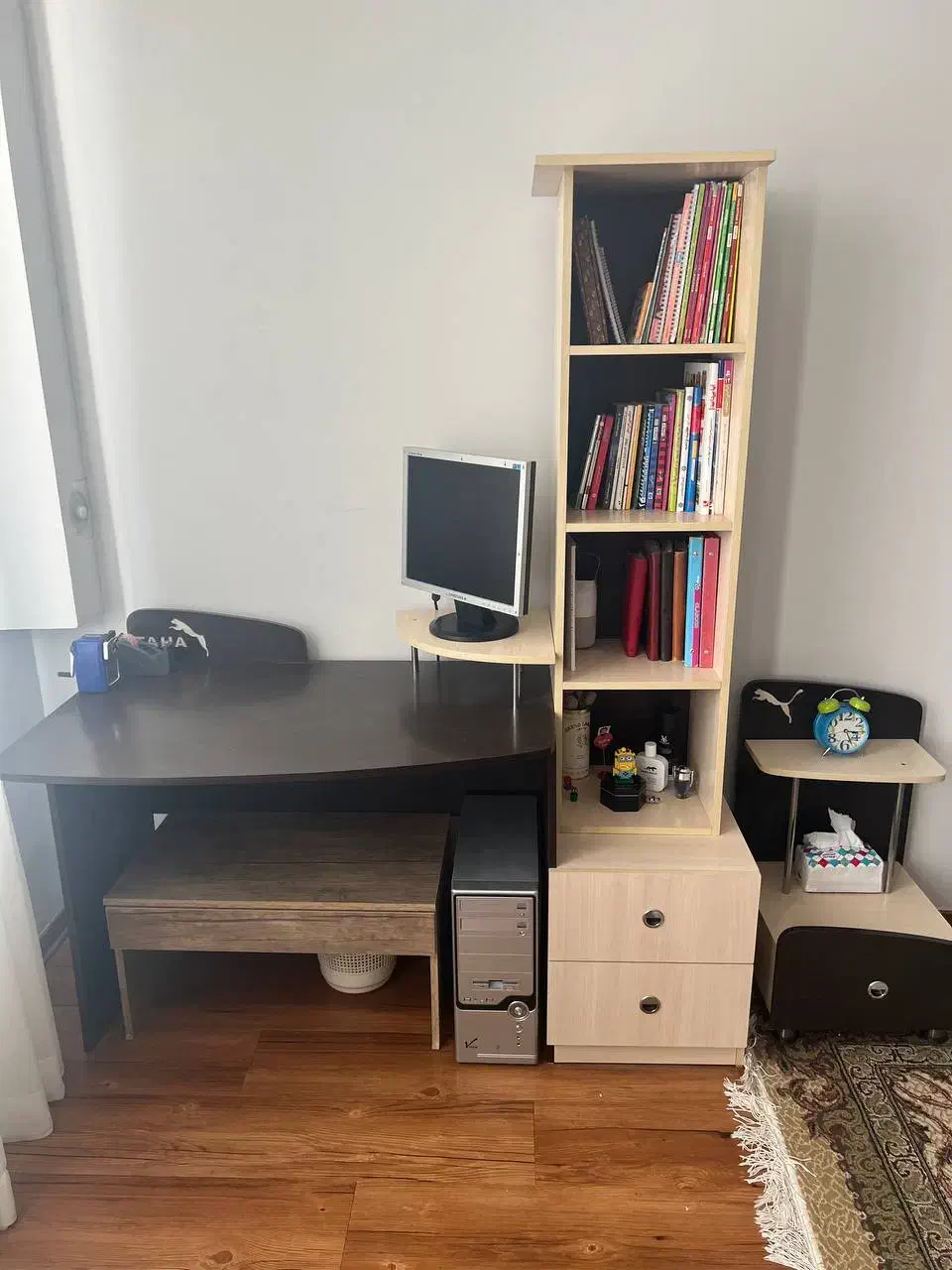 میز تحریر نوجوان|میز تحریر و کامپیوتر|گلبهار, شهر جدید گلبهار|دیوار