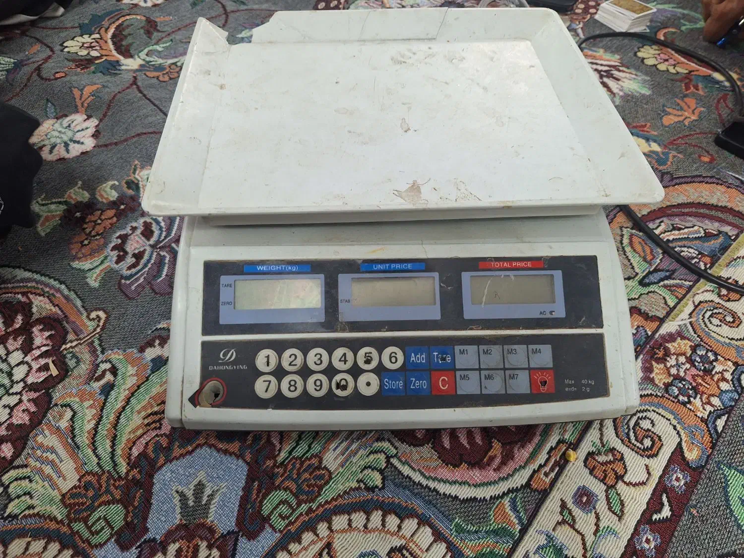 ترازو ۴۰ کیلویی|فروشگاه و مغازه|بروجرد, |دیوار