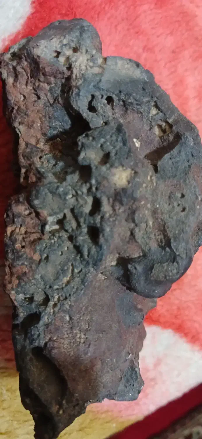 شهاب سنگ|کلکسیون اشیاء عتیقه|برازجان, |دیوار