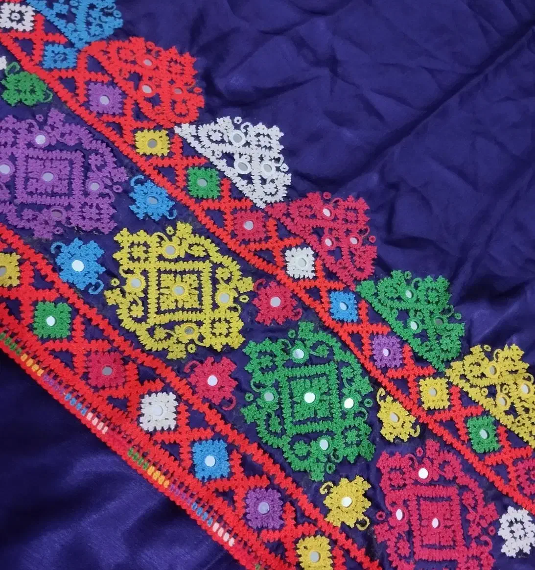 لباس پلیواری|لباس|چابهار, |دیوار