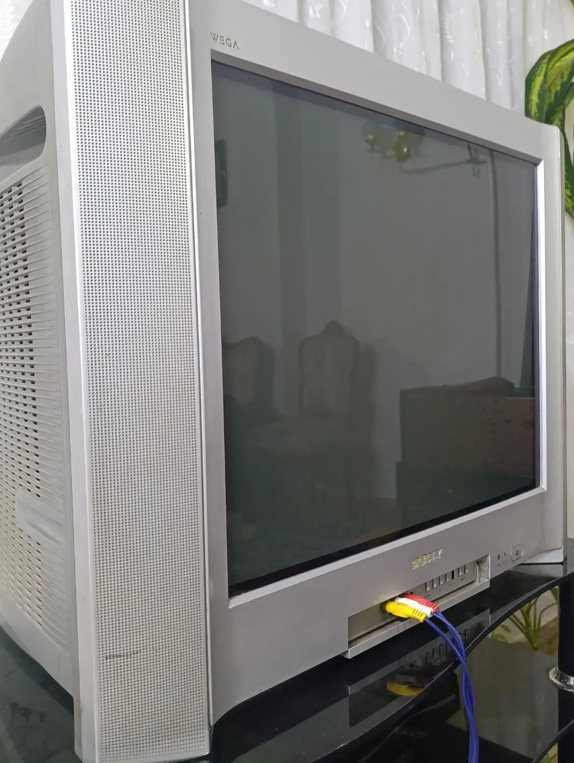 تلویزیون قدیمی|تلویزیون و پروژکتور|بروجرد, |دیوار