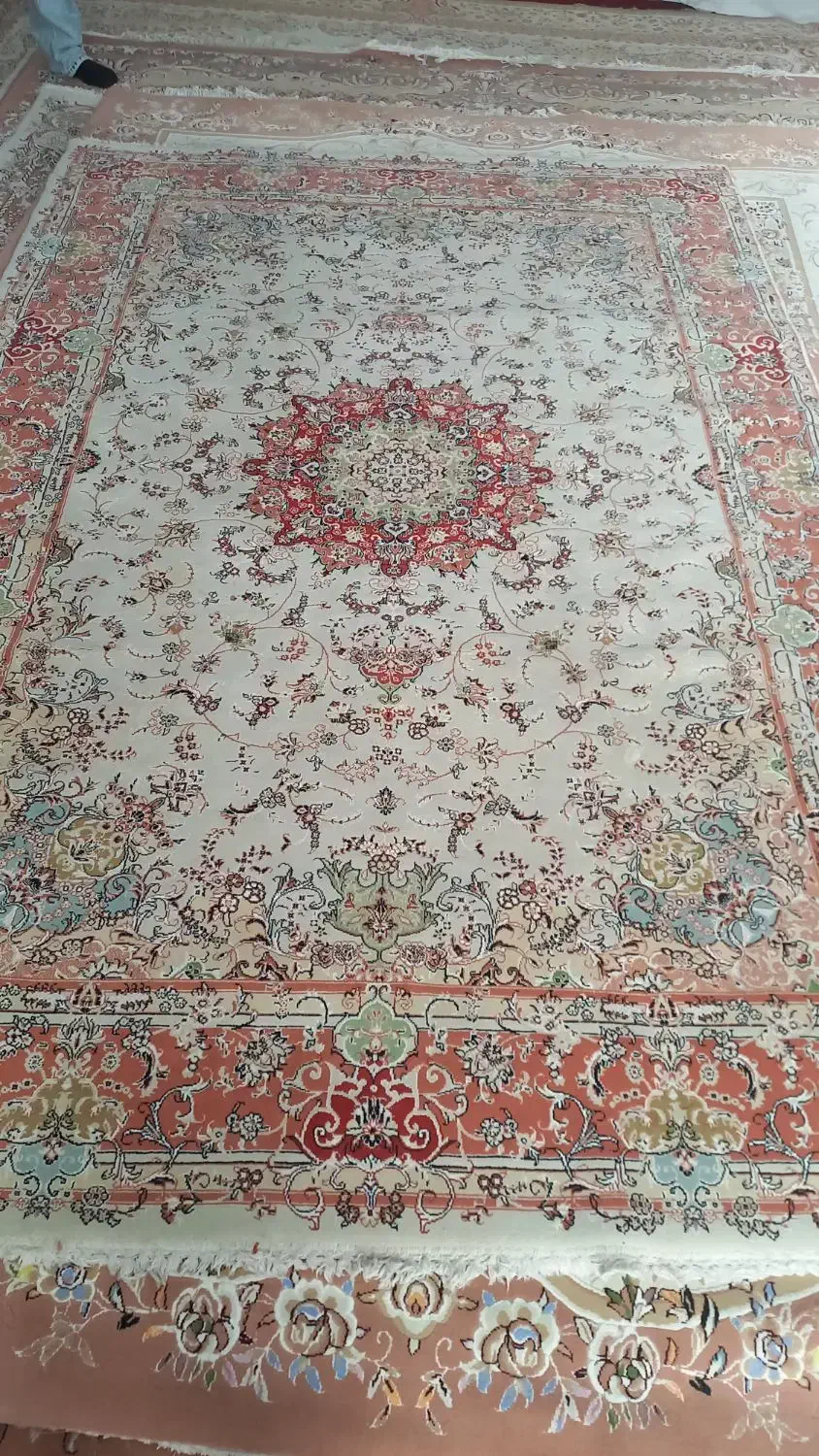 9 عدد فرش به فروش میرسد|فرش|هشتگرد, شهرک مهستان ۱|دیوار