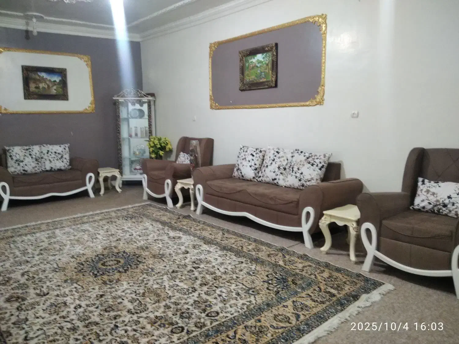 مبل|مبلمان خانگی و میز عسلی|باغ ملک, |دیوار