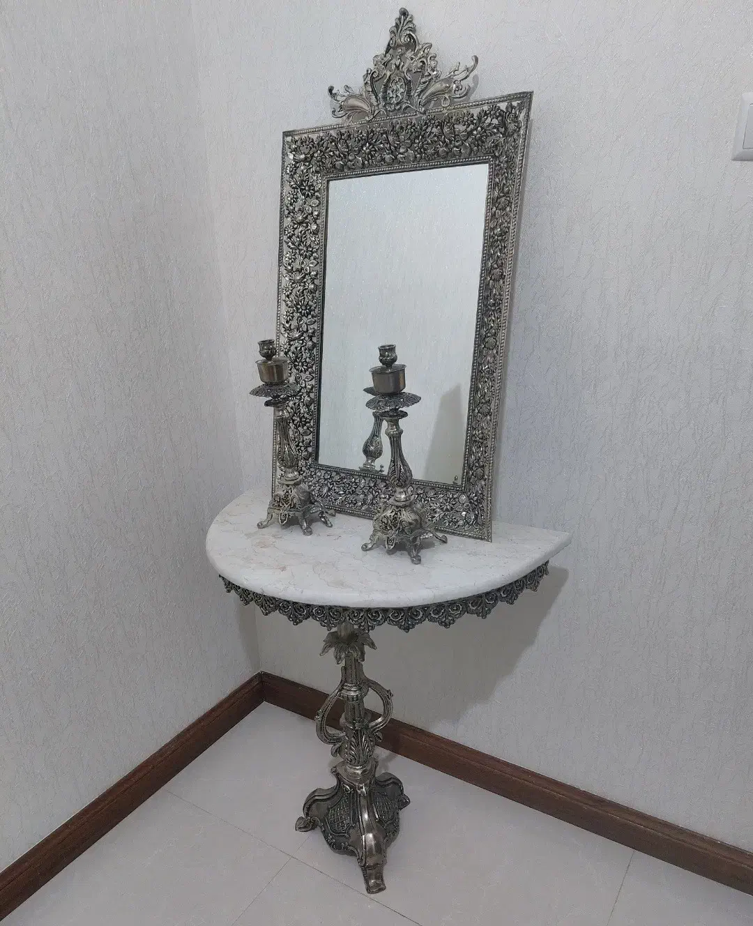 دکور|کلکسیون اشیاء عتیقه|بجنورد, |دیوار