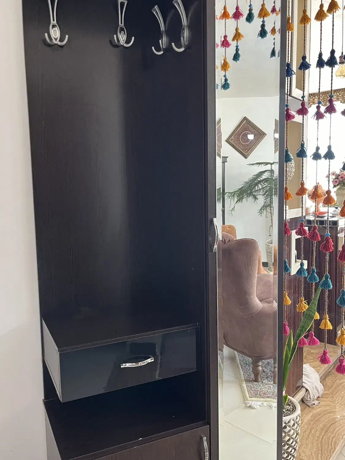 پادری در حد نو|پادری|کرمان, |دیوار