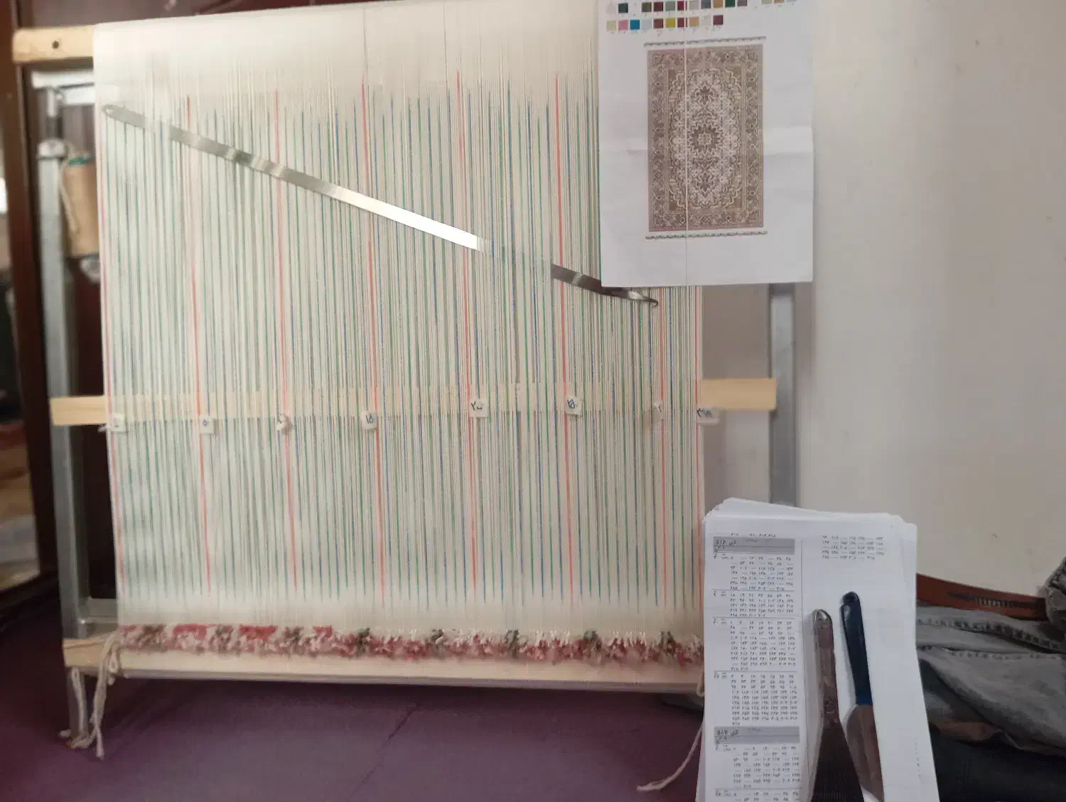 فرش نیمه بافت مدل ماهی|فرش|خوی, |دیوار