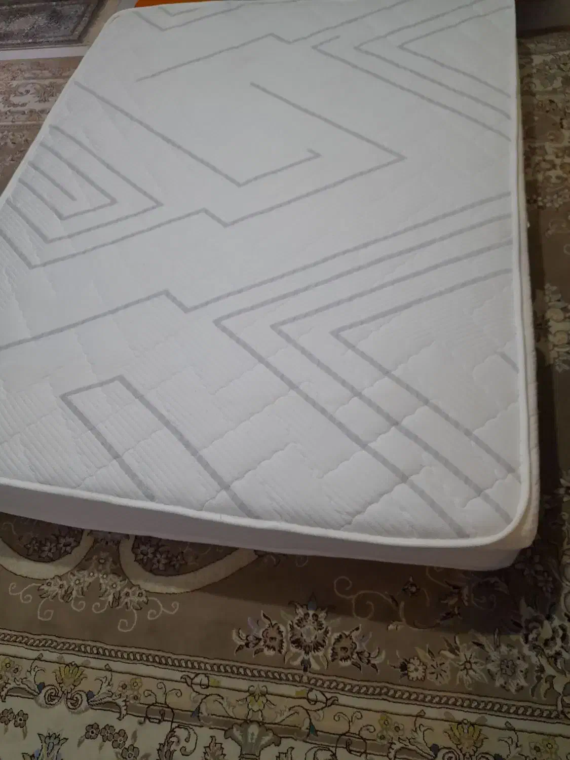 تشک سالم واسه‌تخت ۲نفره|تشک تختخواب|شاهرود, |دیوار