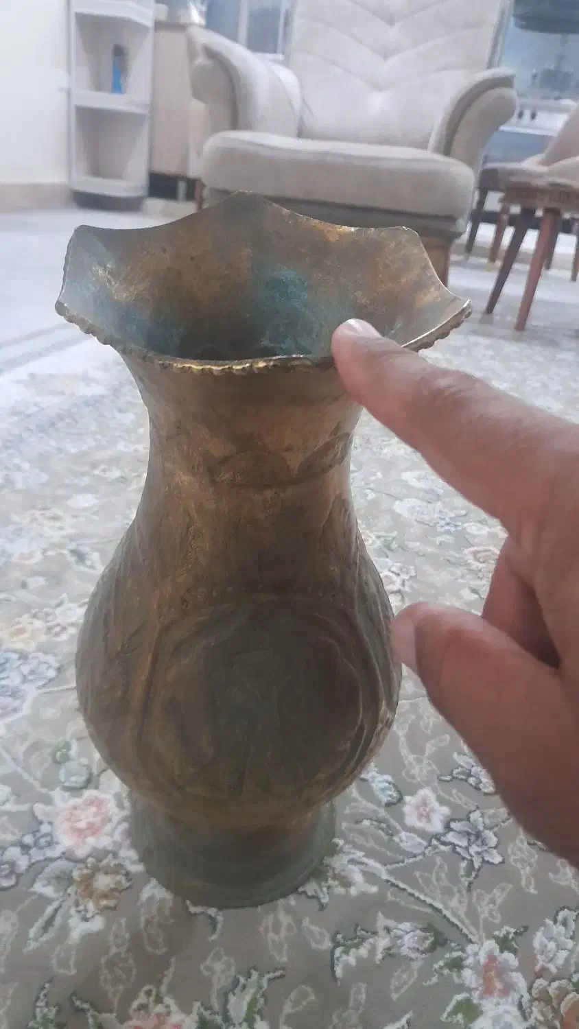 گلدان|کلکسیون اشیاء عتیقه|خرمشهر, |دیوار