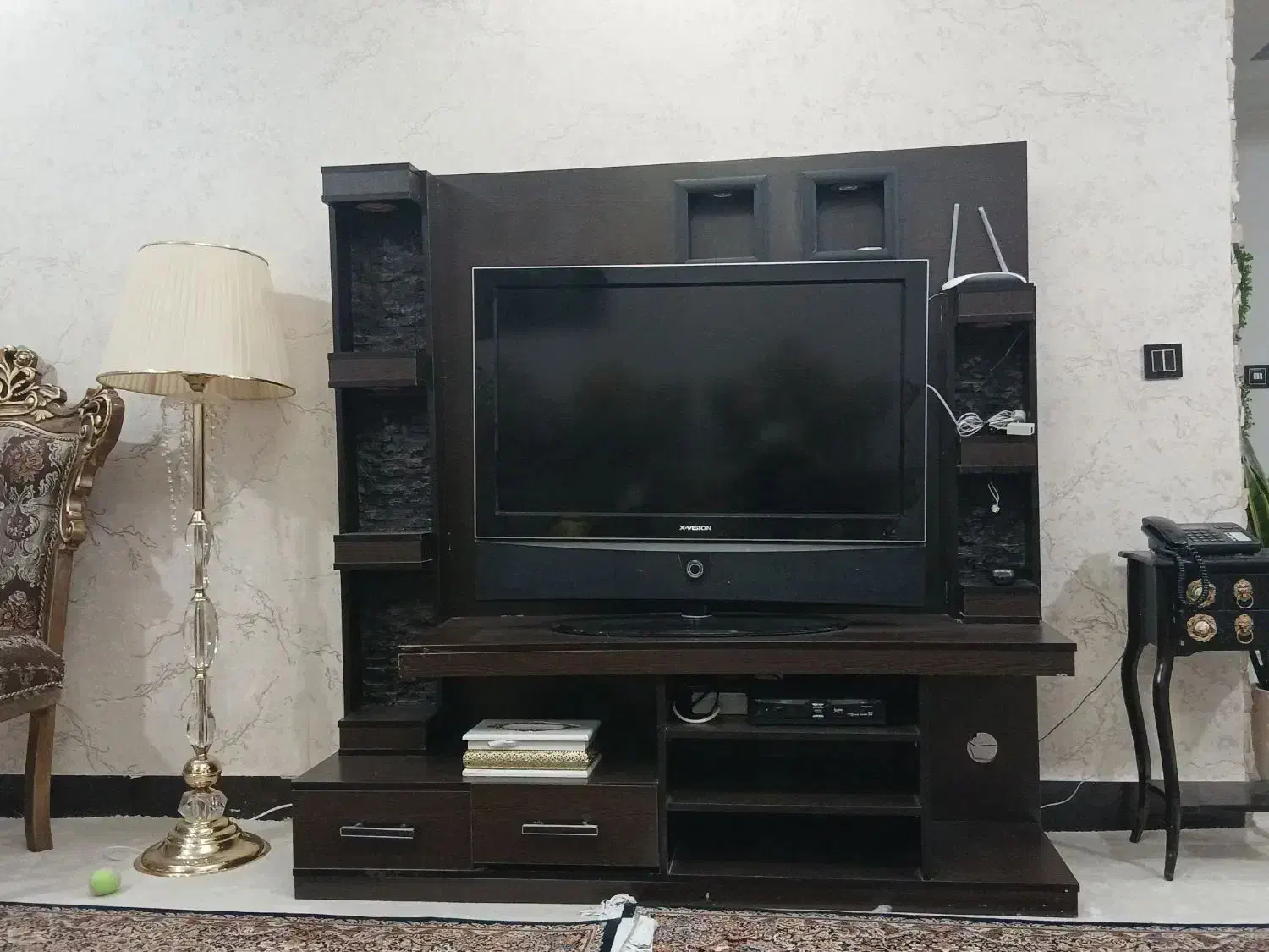 میز تلویزیون|میز تلویزیون|شاهین‌شهر, خانه کارگر|دیوار