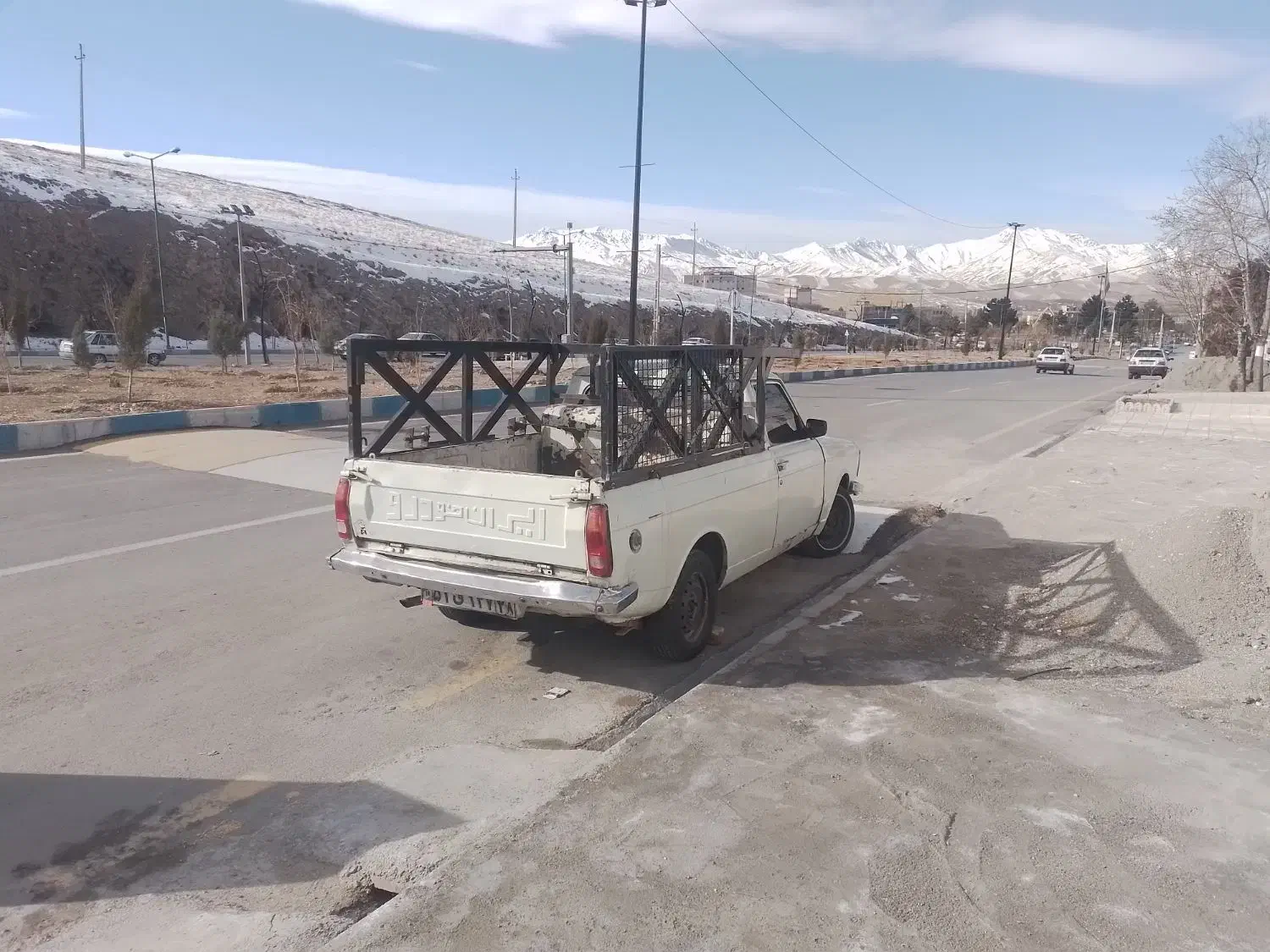 وانت پیکان|خودرو سواری و وانت|نهاوند, |دیوار