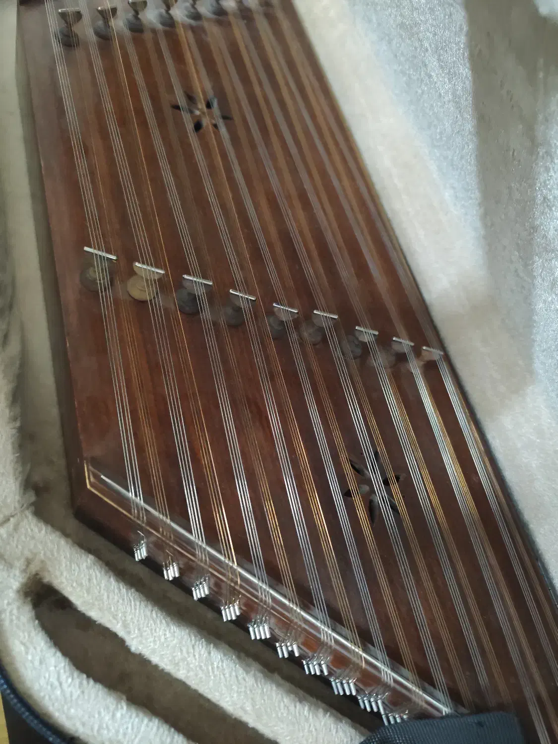 سنتور|سازهای سنتی|شاهرود, |دیوار