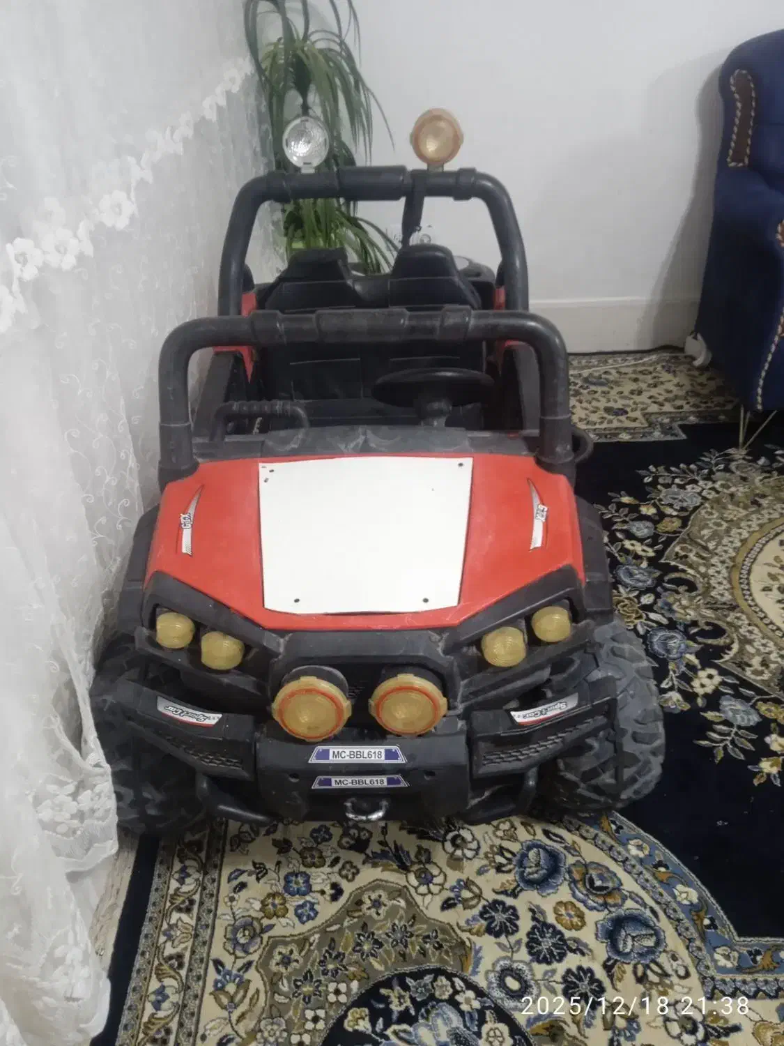 ماشین شارژی بزرگ|اسباب‌بازی بچه|تربت‌حیدریه, رباط سفلی|دیوار