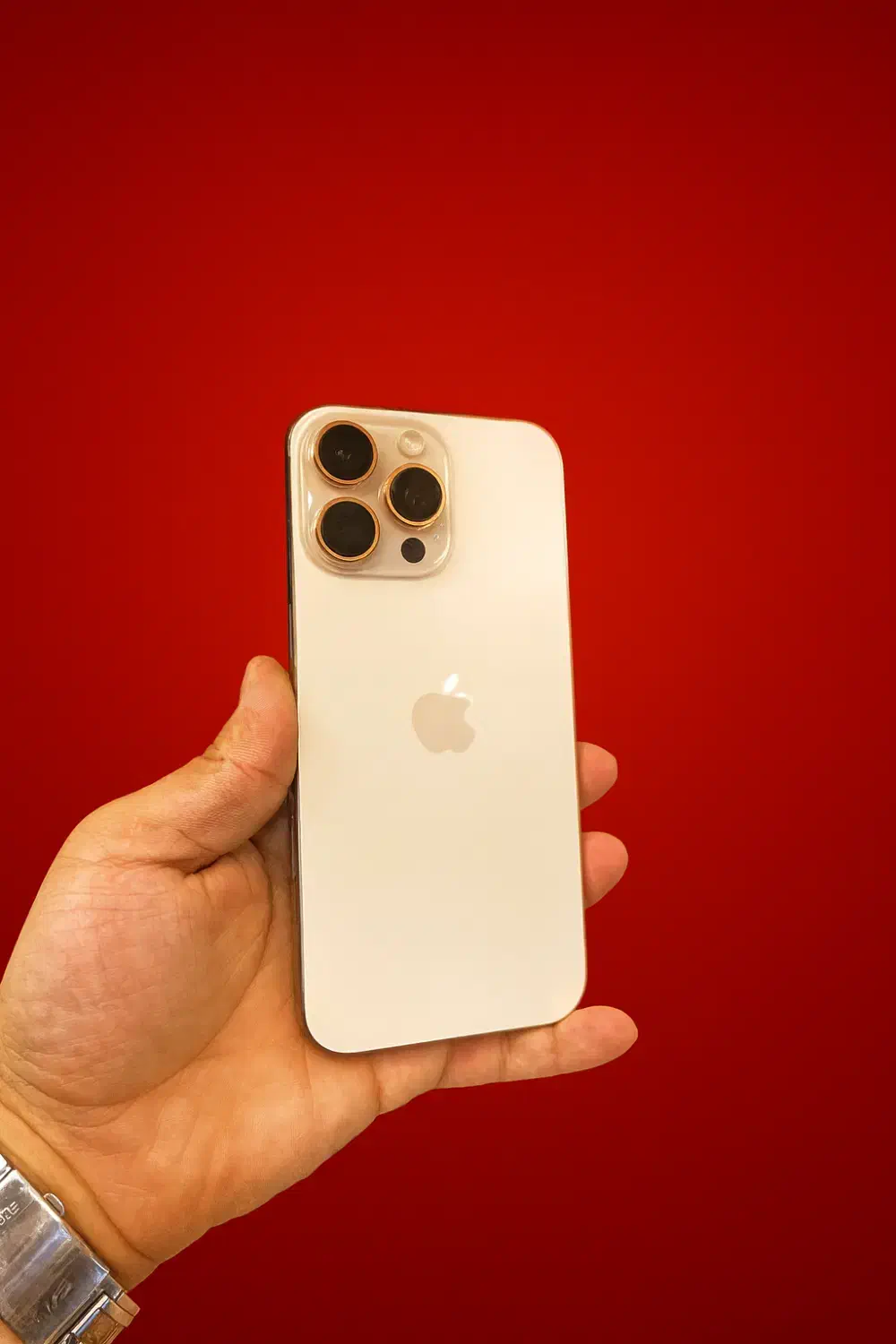 اپل ایفون /16پرومکس/رنگ زیبای دیزرت/با ریجستری /|موبایل|اصفهان, مفتح|دیوار