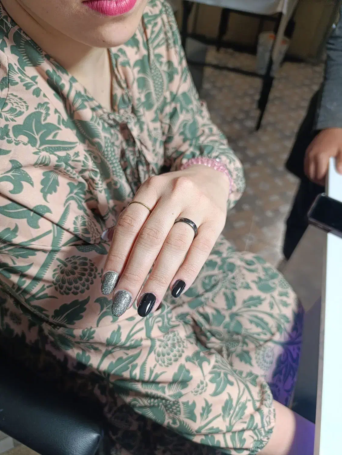 کاشت ناخن|خدمات آرایشگری و زیبایی|زرند, |دیوار