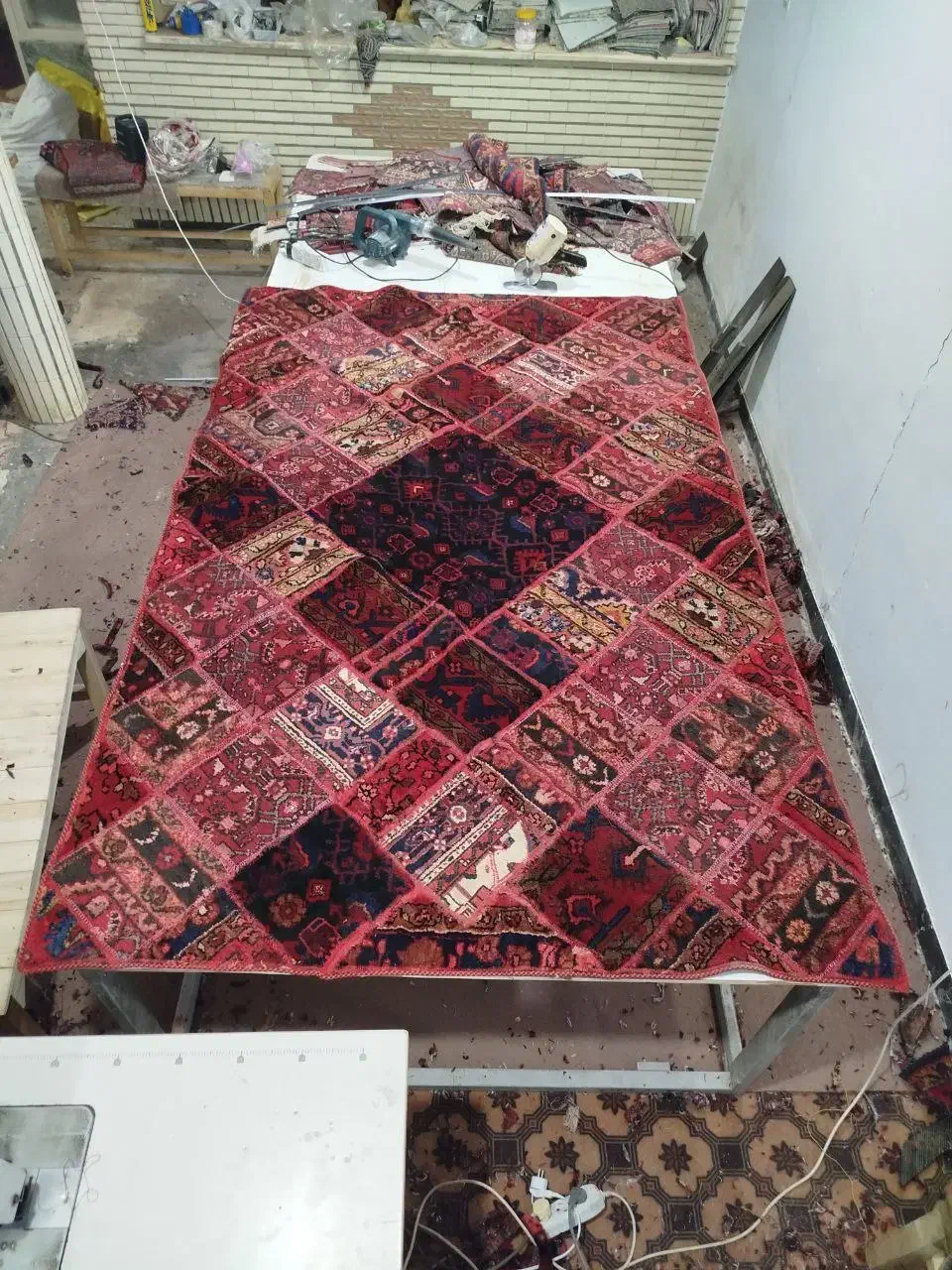 داستان نو برای فرشهای کهنه|فرش|ملایر, |دیوار