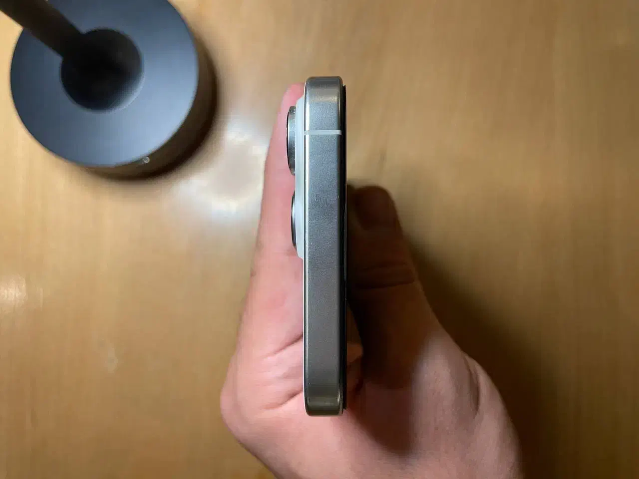 16 پرو مکس|موبایل|قم, جهان بینی|دیوار