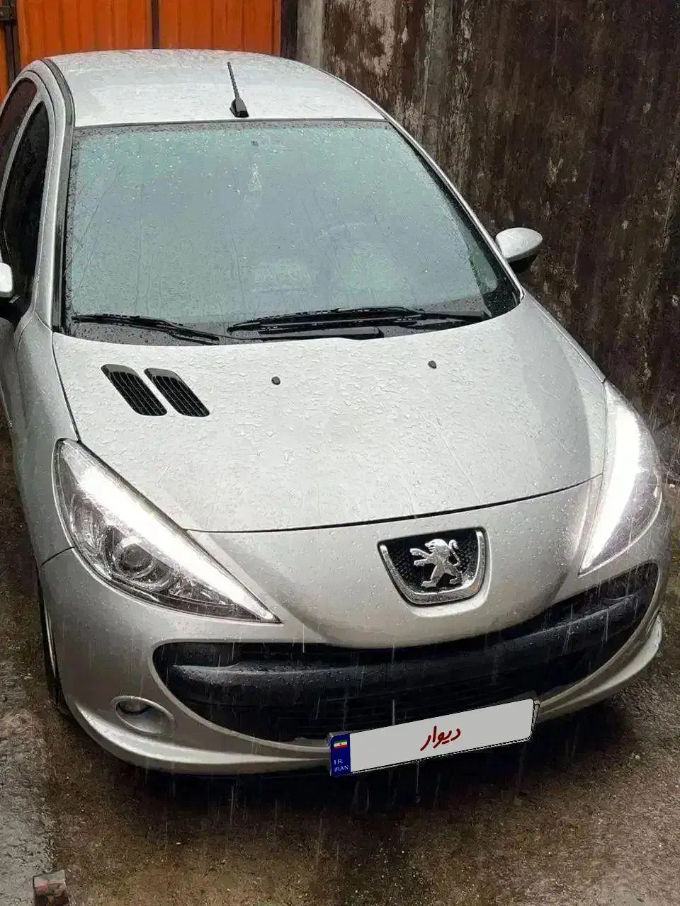 207مدل 1396کارکرد۱۸۰هزار|خودرو سواری و وانت|کرمان, |دیوار