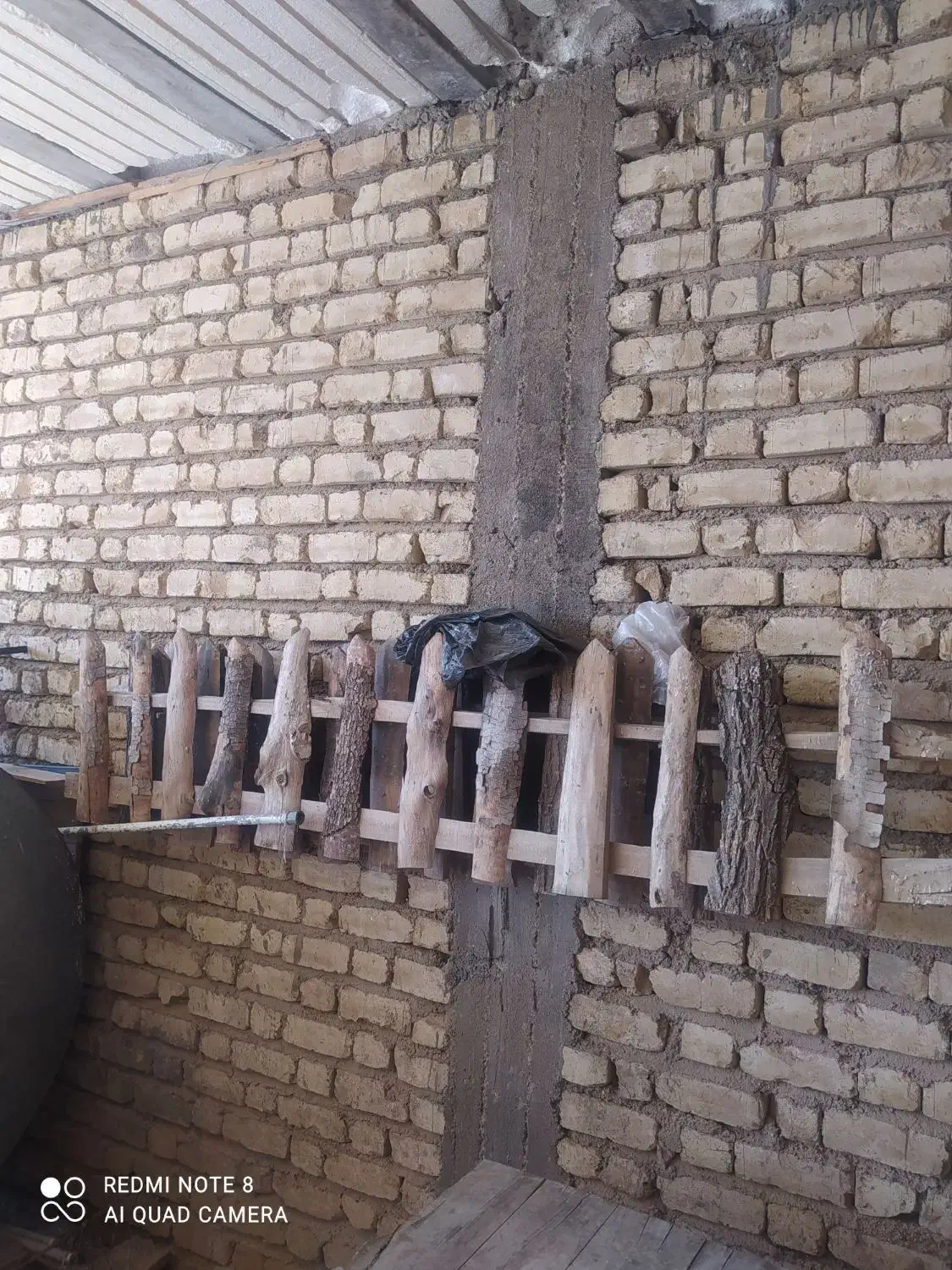 درب قدیمی میز صندلی چوبی کافه رستوران|کافیشاپ و رستوران|شیراز, قلات|دیوار