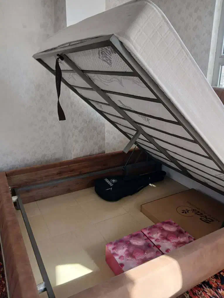 سرویس خواب دو نفره  همراه با تشک|تخت و سرویس خواب|جلفا, |دیوار