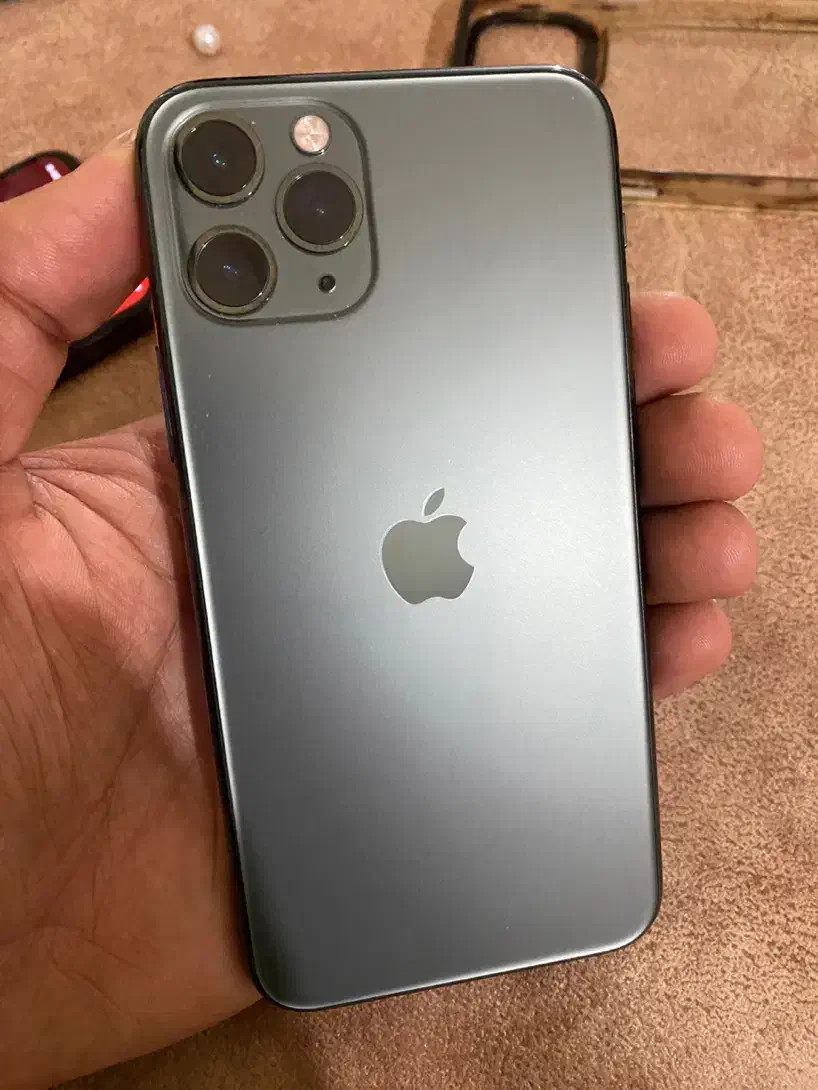 11 promax|موبایل|شاهرود, |دیوار