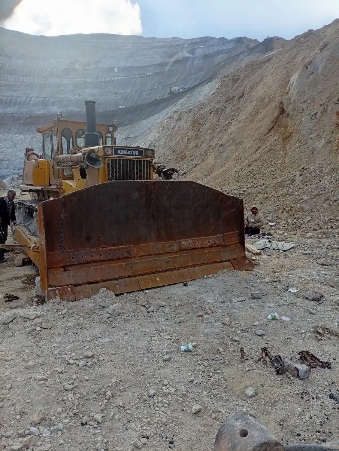 بلدوزر ۱۵۵|خودرو سنگین|ورزقان, |دیوار