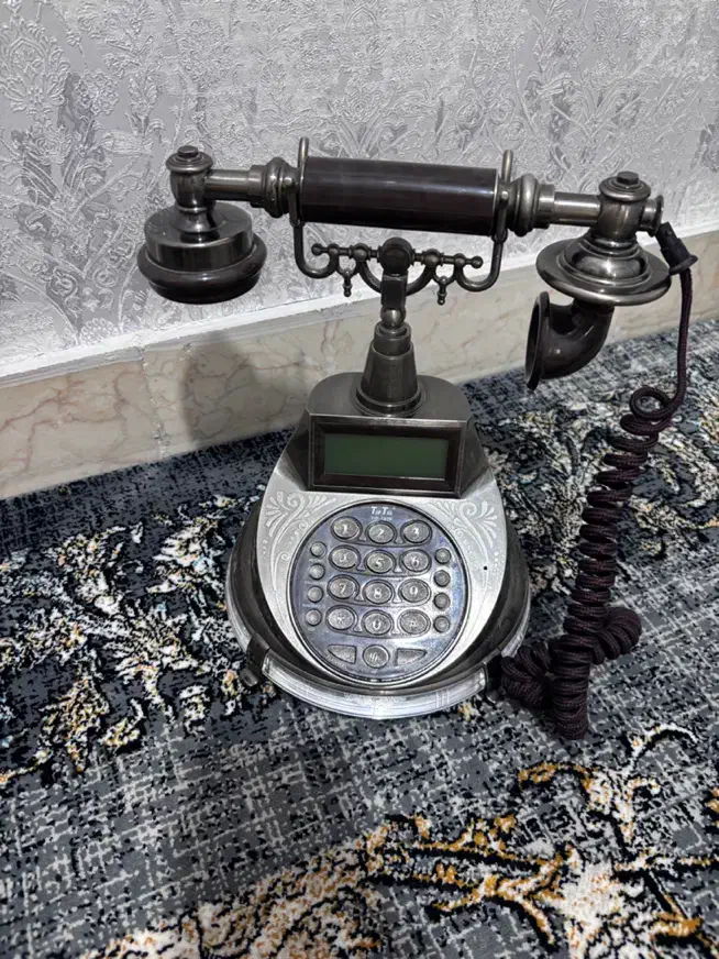 تلفن|تلفن رومیزی|قرچک, میرزائی جنوبی|دیوار