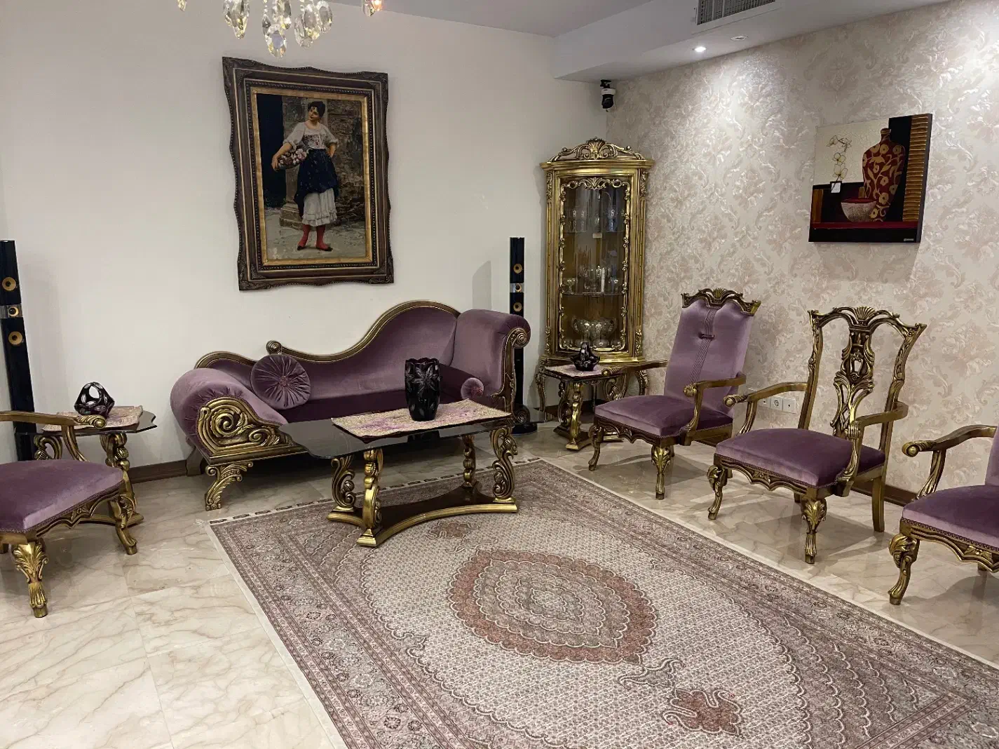 فروش لوازم خانگی بدلیل مهاجرت|مبلمان خانگی و میز عسلی|تهران, قلهک|دیوار