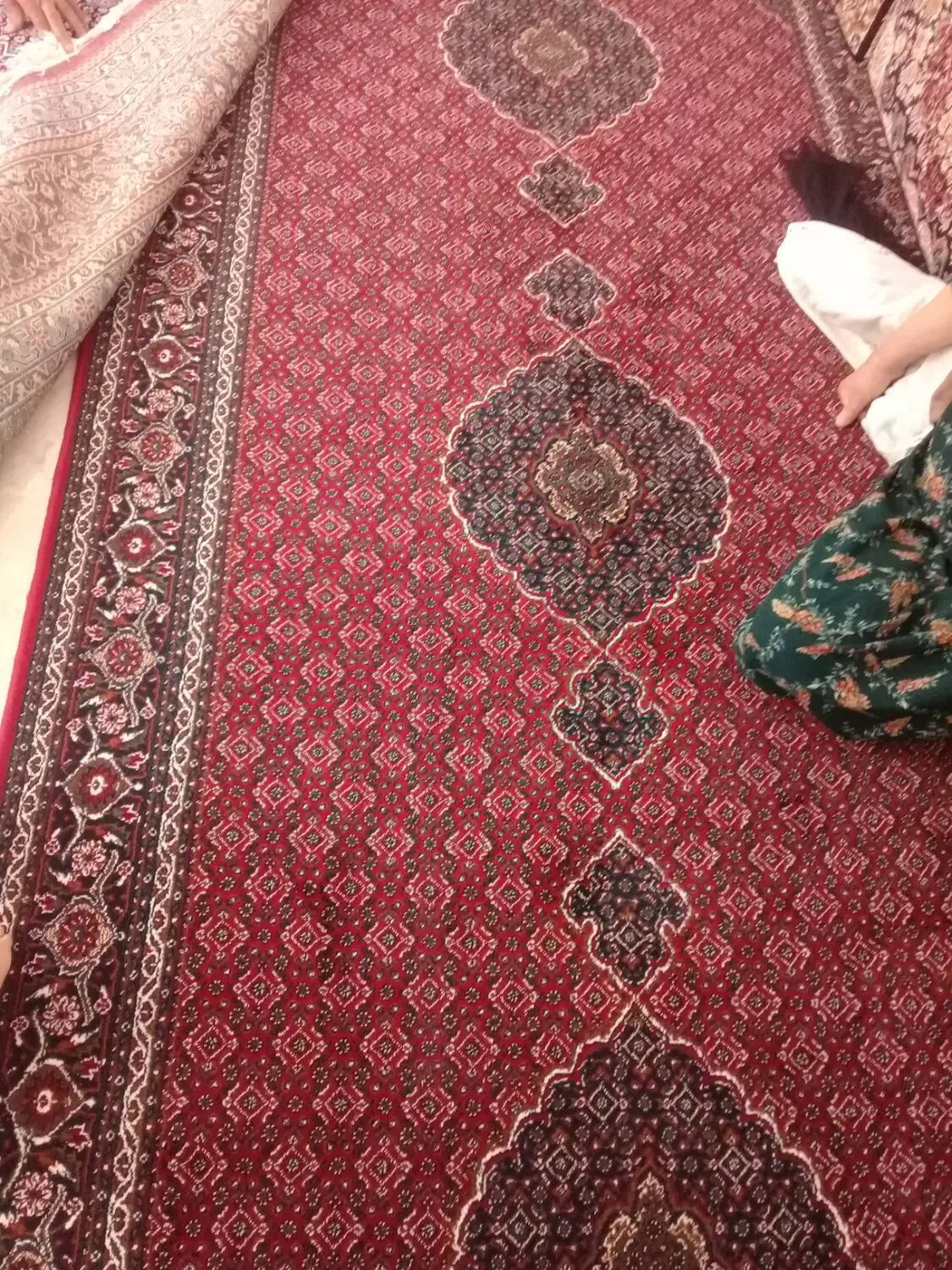 فروش کناره ۴ متر در ۱ونیم|فرش|سنندج, |دیوار