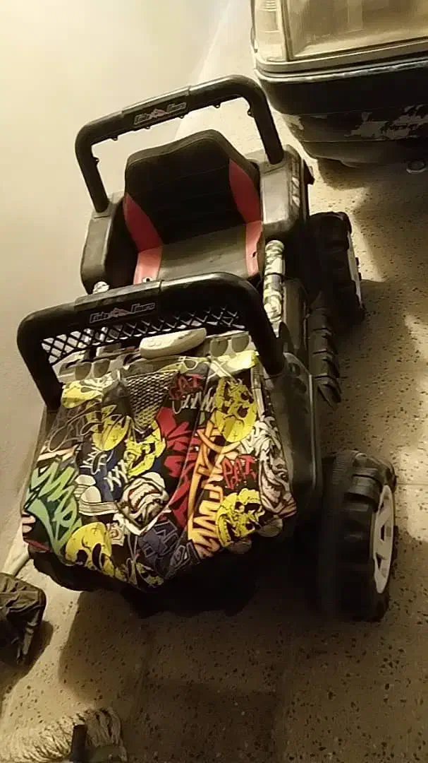 ماشین شارژی|اسباببازی بچه|ایلام, |دیوار