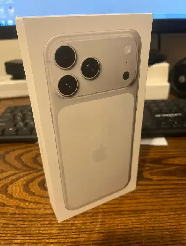 آیفون 17 پرومکس سیلور 512 گیگابایت ZA/A رجیستر شده|موبایل|تهران, تجریش|دیوار